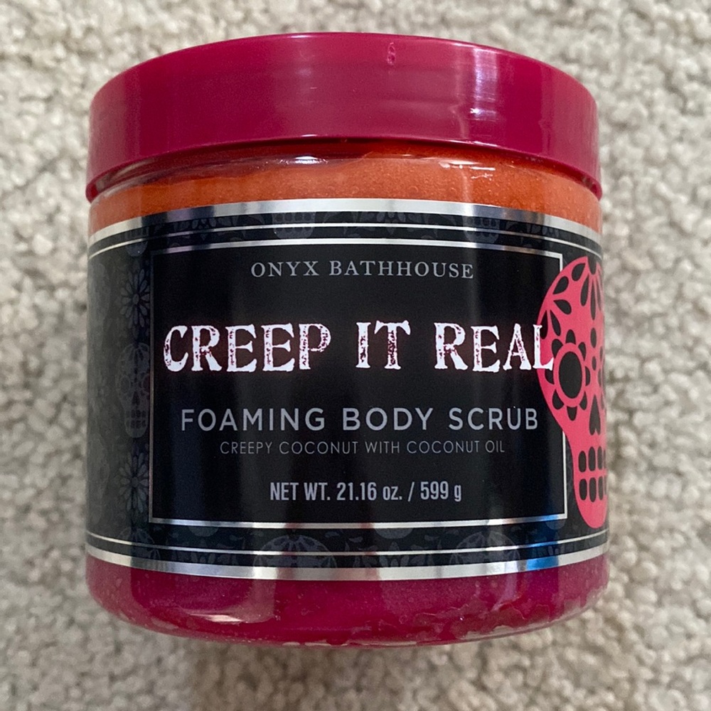 Onyx Bathhouse in Creep It Real